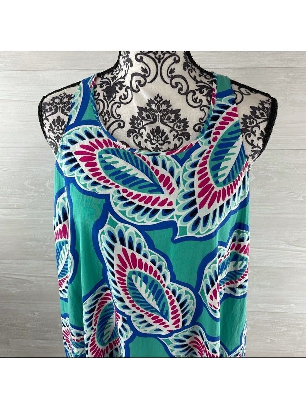 Crown & Ivy Leaf Print Shift Midi Halter Dress - Picture 2 of 8
